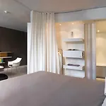 Отель Novotel Centre - Grandes & Confort Centre-ville