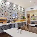 Novotel Centre - Grandes & Confort Centre-ville Hotel