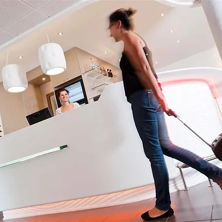 Hotel Novotel Centre - Grandes & Confort Centre-ville 4*