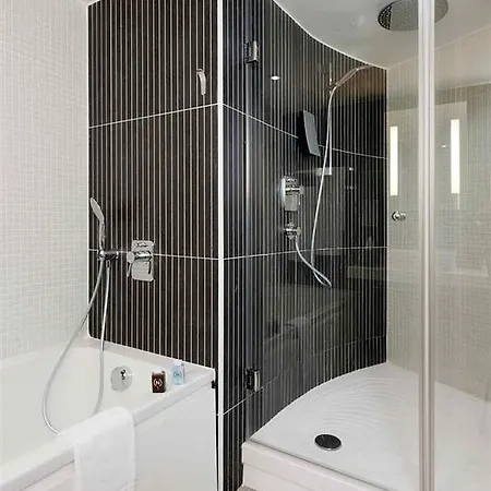 Novotel Centre - Grandes & Confort Centre-ville ホテル