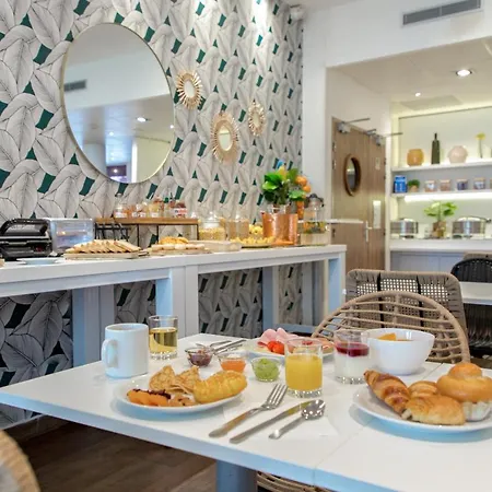 Novotel Centre - Grandes & Confort Centre-ville Отель Перпиньан