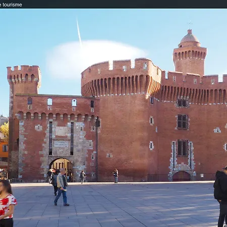 Novotel Centre - Grandes & Confort Centre-ville Hotel 4*