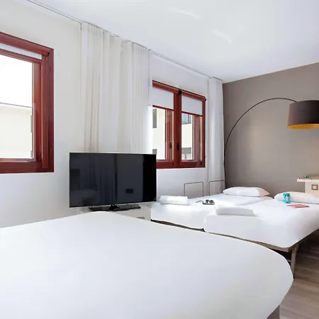 Szálloda Novotel Centre - Grandes & Confort Centre-ville 4*