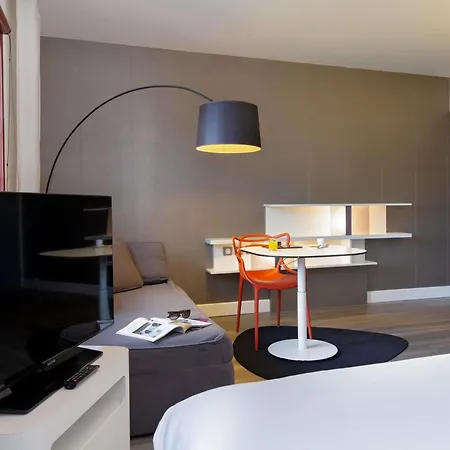 酒店 Novotel Centre - Grandes & Confort Centre-ville 佩皮尼昂