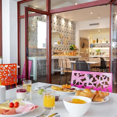 Novotel Centre - Grandes & Confort Centre-ville 酒店 佩皮尼昂