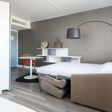 酒店 Novotel Centre - Grandes & Confort Centre-ville 佩皮尼昂