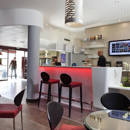Novotel Centre - Grandes & Confort Centre-ville 酒店 佩皮尼昂