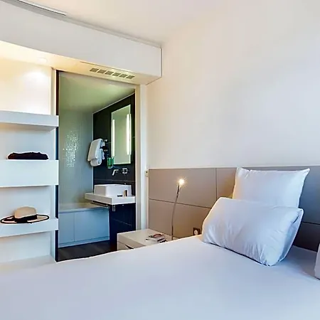 Novotel Centre - Grandes & Confort Centre-ville Szálloda 4*