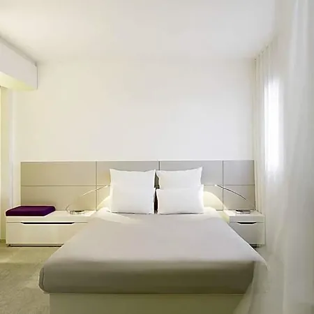 Hotel Novotel Centre - Grandes & Confort Centre-ville 4*