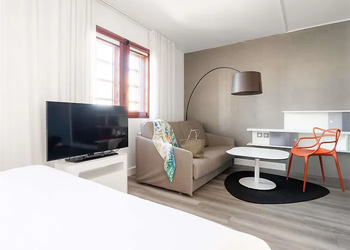 Otel Novotel Centre - Grandes & Confort Centre-ville Perpignan